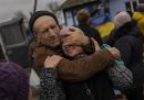 Il presidente ucraino Volodymyr Zelensky dice che a Kherson i russi avrebbero compiuto più di 400 crimini di guerra