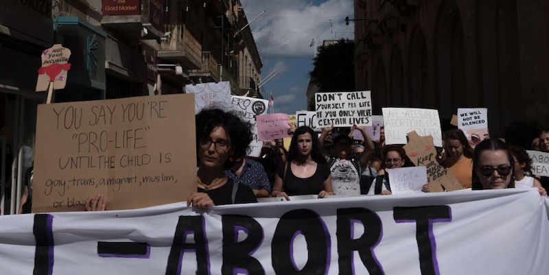 Una manifestazione per il diritto all'aborto a La Valletta, lo scorso 25 settembre (Joanna Demarco/ Getty Images)