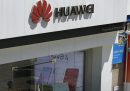 Il governo degli Stati Uniti ha vietato la vendita e l'importazione di prodotti tecnologici di alcune società cinesi, tra cui Huawei e ZTE