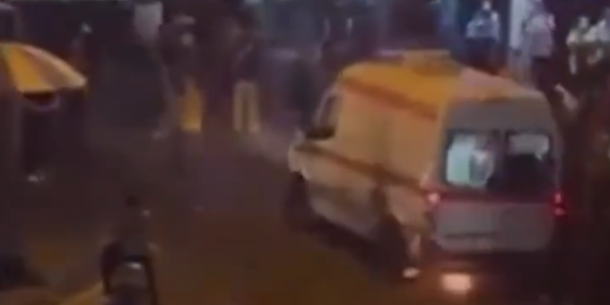 Le forze di sicurezza dell’Iran usano le ambulanze per infiltrarsi nelle proteste