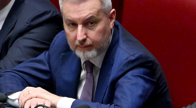 Il deputato del PD Lorenzo Guerini alla Camera, Roma, 1 dicembre 2022 (ANSA/ETTORE FERRARI)