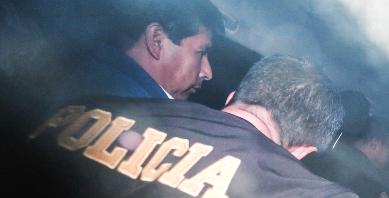 L'arresto di Pedro Castillo (AP Photo/Renato Pajuelo, File)