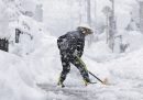 In Giappone le forti nevicate hanno causato almeno 13 morti e decine di feriti