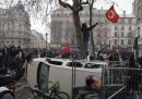 Ci sono stati scontri con la polizia durante la manifestazione dei curdi a Parigi
