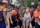 Almeno 25 persone sono morte nelle Filippine a causa di frane e inondazioni avvenute negli ultimi giorni