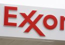 La compagnia petrolifera statunitense Exxon Mobil ha fatto causa all'Unione Europea per la tassa sugli extraprofitti
