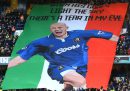 L'omaggio dello stadio del Chelsea a Gianluca Vialli