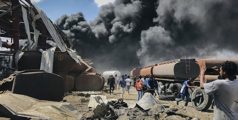 Un attacco alla capitale del Tigrè, Mekele, a ottobre del 2021 (AP Photo, File)