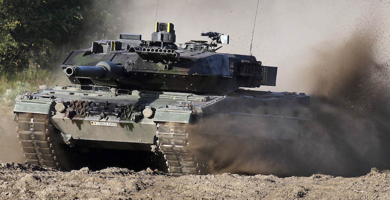 Un carro armato tedesco Leopard 2 (AP Photo/Michael Sohn, file)