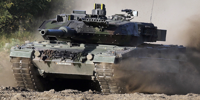 Un carro armato tedesco Leopard 2 (AP Photo/Michael Sohn, File)