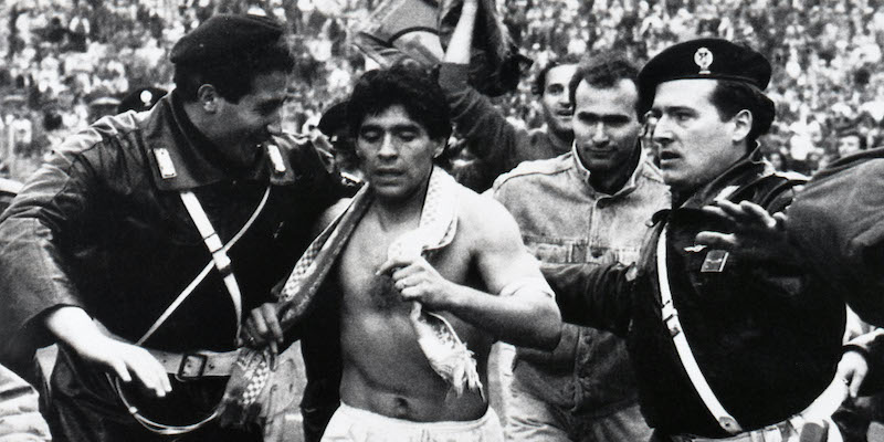 Diego Armando Maradona dopo Bologna-Napoli del 1990 (ANSA)