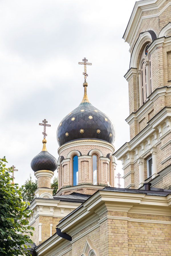 Dettaglio di una chiesa ortodossa a Riga, in Lettonia