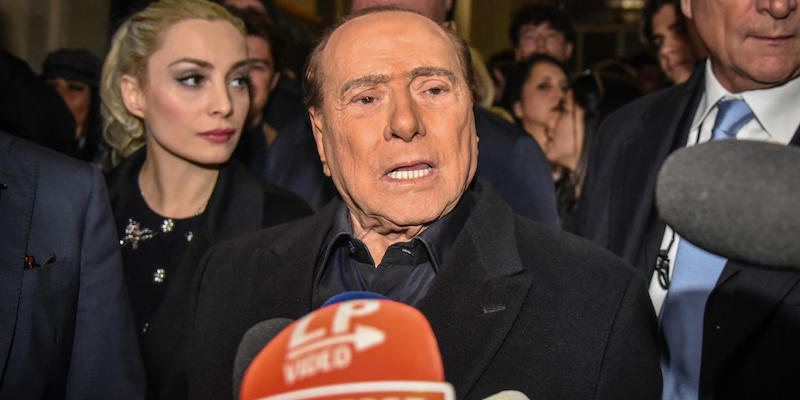 Berlusconi ha di nuovo messo in imbarazzo il governo sull’Ucraina