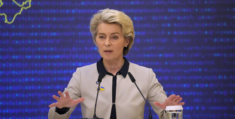 La presidente della Commissione Europea Ursula von der Leyen (AP Photo/Efrem Lukatsky)