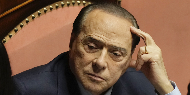 Silvio Berlusconi è stato presidente del Consiglio di quattro governi (AP Photo/Andrew Medichini)