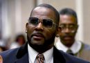 Il cantante statunitense R. Kelly è stato condannato a vent'anni di carcere