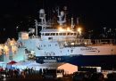 Il governo ha bloccato la nave di Medici Senza Frontiere che soccorre i migranti