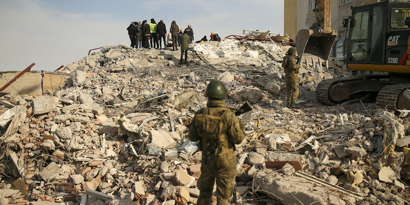 Edifici distrutti a Malatya, in Turchia (AP Photo/Emrah Gurel)