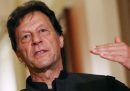 In Pakistan la polizia ha cercato di arrestare l’ex primo ministro Imran Khan, ma non ci è riuscita