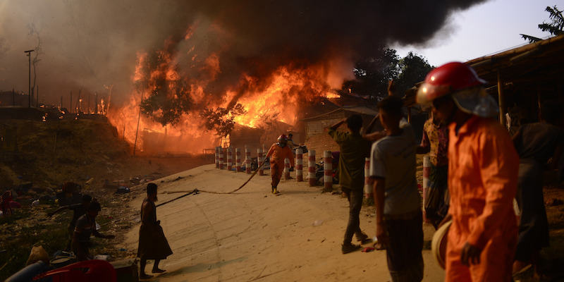 Bangladesh incendio campo rohingya