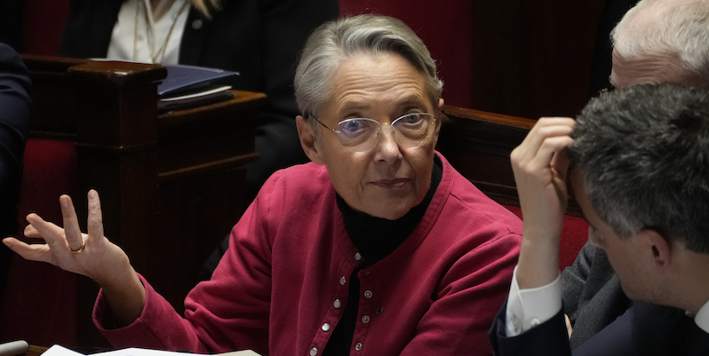 Élisabeth Borne all'Assemblea Nazionale, Parigi, 14 febbraio 2023 (AP Photo/Thibault Camus, File)