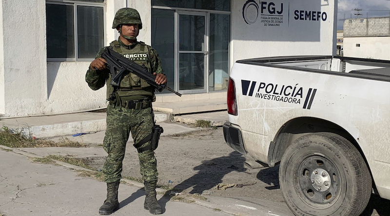 Un soldato messicano a Matamoros (AP Photo)