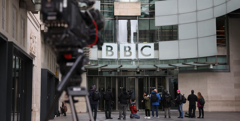 La sede londinese della BBC (Photo by Hollie Adams/Getty Images)