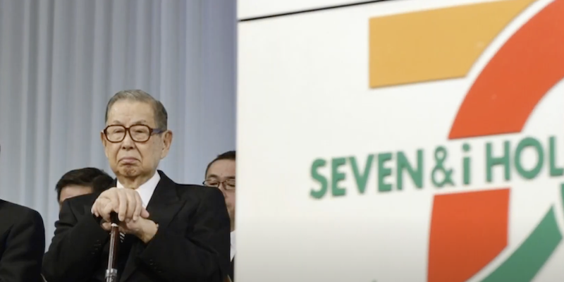 Ito Masatoshi a un evento dell'azienda giapponese Seven & i Holdings (Sky News Australia, YouTube)
