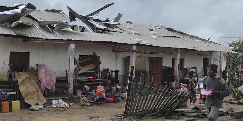 Un'abitazione distrutta dal ciclone tropicale Freddy in Madagascar (AP Photo/Solofo Rasolofomanana)