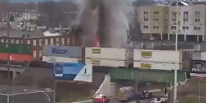 Almeno cinque persone sono morte e sei risultano disperse a causa di un’esplosione in una fabbrica di cioccolato in Pennsylvania