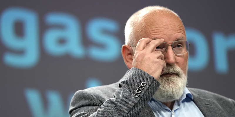 Frans Timmermans durante una conferenza stampa a Bruxelles nel luglio del 2022 (AP Photo/ Virginia Mayo, File)