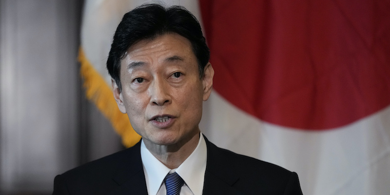 Il ministro dell'Economia giapponese, Yasutoshi Nishimura (AP Photo/Susan Walsh)