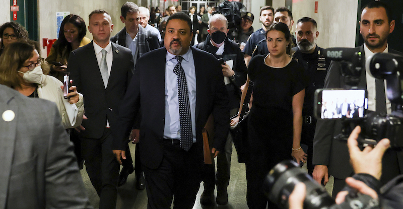 Alvin Bragg, il procuratore progressista che ha incriminato Trump