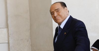 Silvio Berlusconi è in cura al San Raffaele per una leucemia