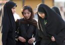 La polizia iraniana sta installando telecamere per individuare le donne che non indossano l'hijab