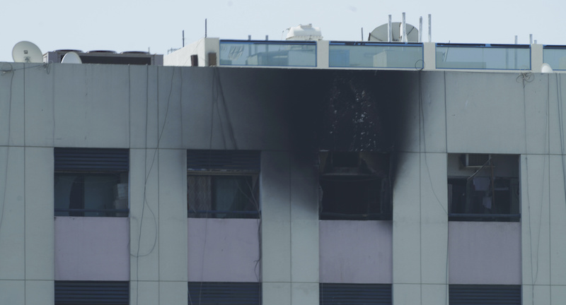Sedici persone sono morte in un incendio a Dubai
