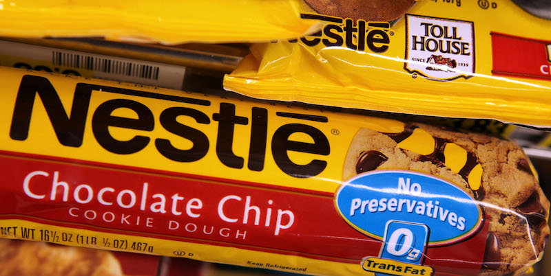 Un gruppo di azionisti di Nestlé vorrebbe che facesse meno cibo spazzatura