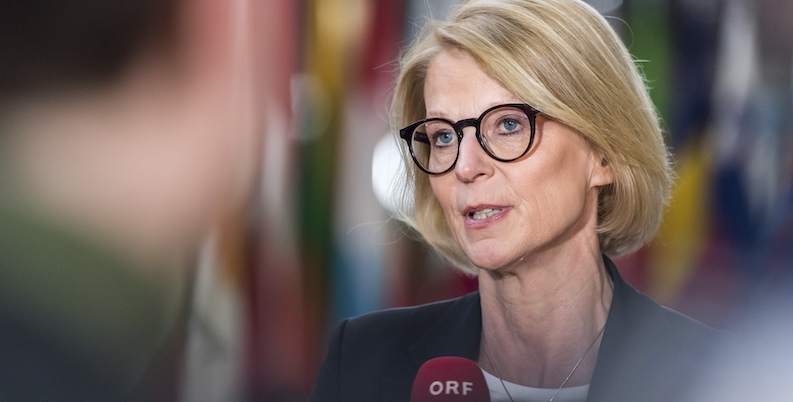 La ministra delle Finanze della Svezia Elisabeth Svantesson, Bruxelles, 17 gennaio 2023 (AP Photo/Geert Vanden Wijngaert)