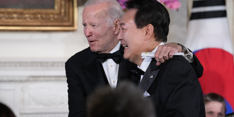 Joe Biden e Yoon Suk-yeol (AP Photo/Susan Walsh)
