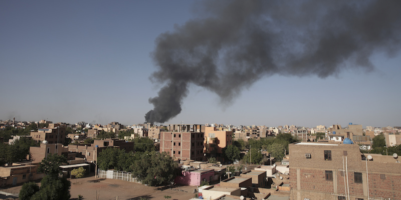 Gli effetti del conflitto a Khartum (AP Photo/Marwan Ali, File)