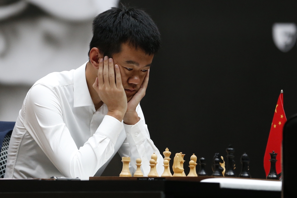 Como a China fez Ding Liren seu primeiro campeão mundial de xadrez após  achar o jogo decadente - Estadão