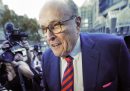 Rudy Giuliani, ex avvocato di Donald Trump ed ex sindaco di New York, è stato denunciato per violenza sessuale da una sua ex assistente