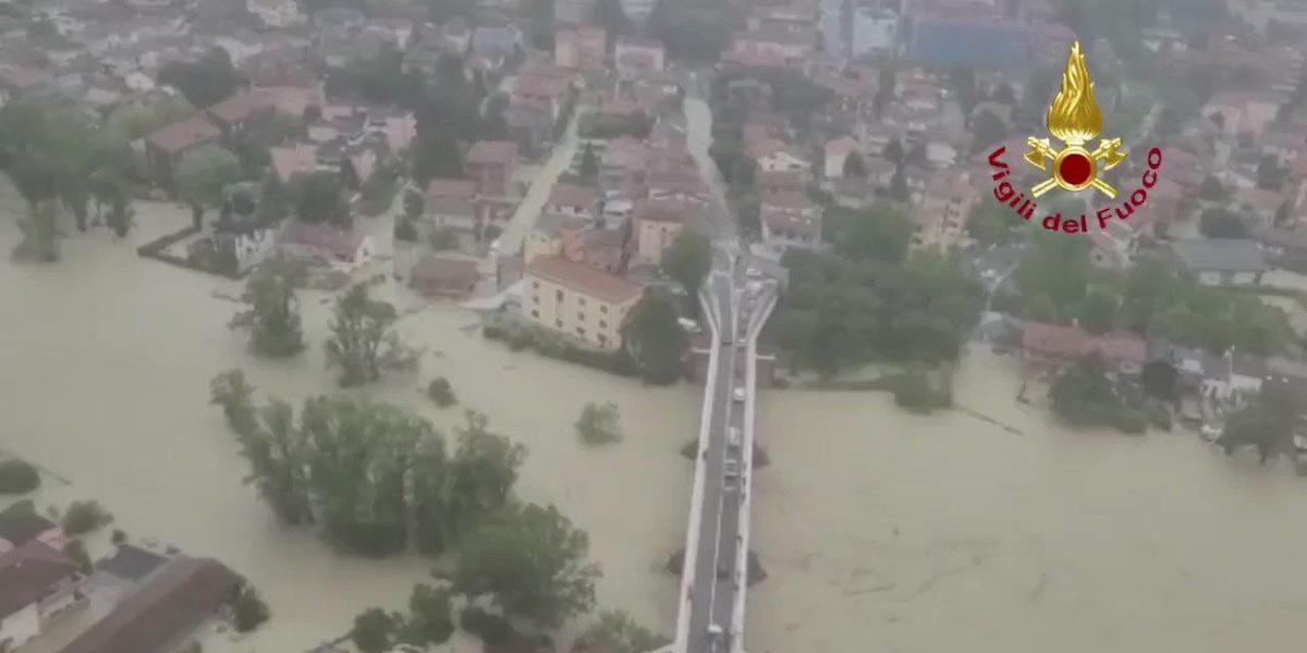 L'esondazione del fiume Savio a Cesena (ANSA/US VVFF)