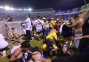 Sono morte nove persone nella calca durante una partita di calcio a El Salvador