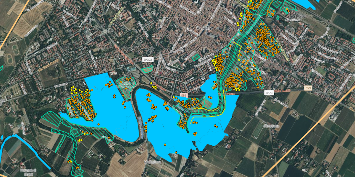 Un'immagine satellitare dell'alluvione a Faenza