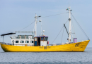 La nave dell'ong Mare*Go si è rifiutata di andare fino al porto di Trapani, che le era stato assegnato, e ha attraccato a Lampedusa