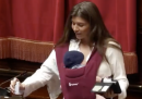 Per la prima volta una deputata italiana ha allattato suo figlio alla Camera