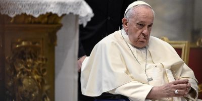 Papa Francesco è in buone condizioni dopo l'operazione chirurgica di mercoledì per un'occlusione intestinale