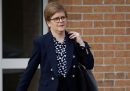 L’ex prima ministra scozzese Nicola Sturgeon è stata arrestata per la gestione dei fondi del suo partito
