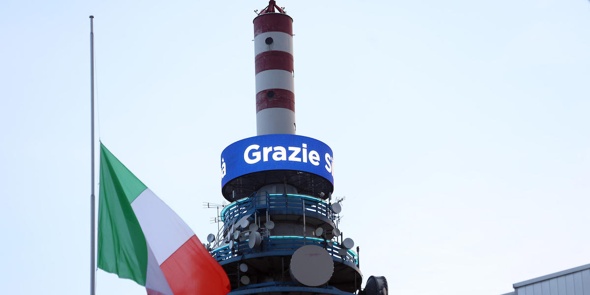 La torre dei ripetitori Mediaset (ANSA/MATTEO BAZZI)